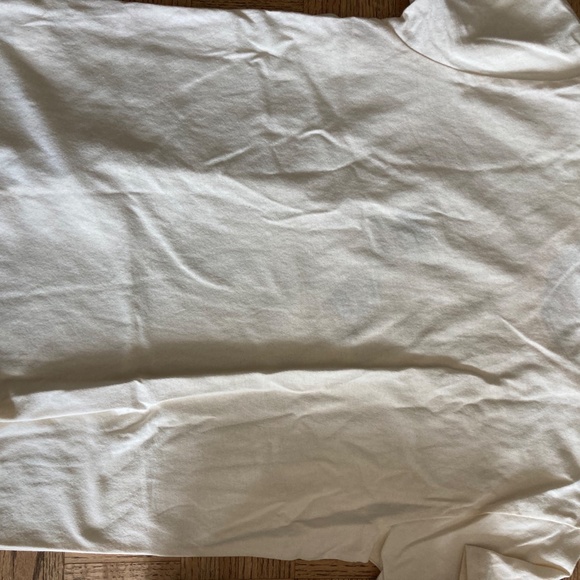 1X- NWT T-shirt with Floral/Bird Graphic - Picture 2 of 4